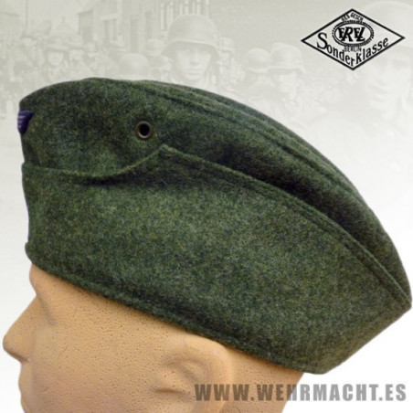 WH Schiffchen M34 con insignias