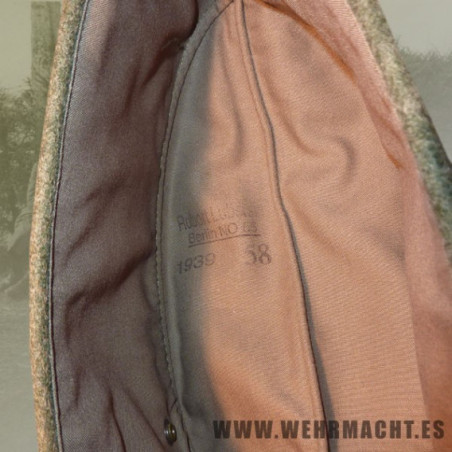 WH Schiffchen M34 con insignias
