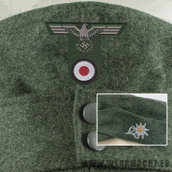 Wehrmacht insignia with Wehrmacht Edelweis