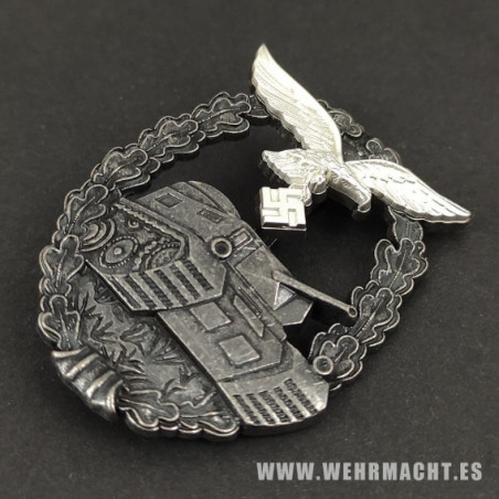 Luftwaffe Panzer Assault Award