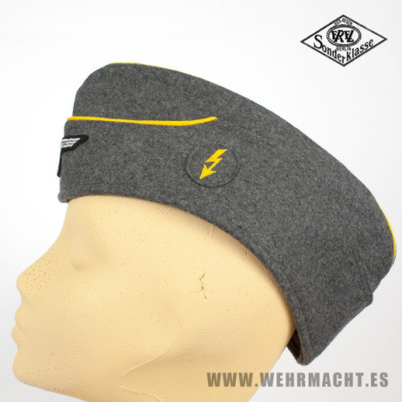 Wehrmacht Helferin Side Cap