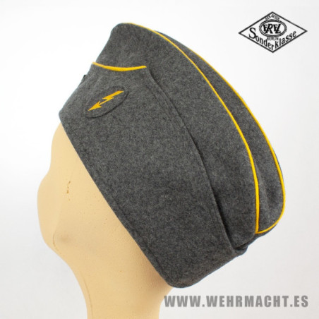Wehrmacht Helferin Side Cap