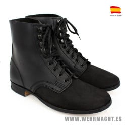 Botas Cortas con Clavos, Negras