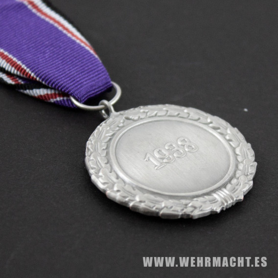 Luftschutz service medal 2nd Class