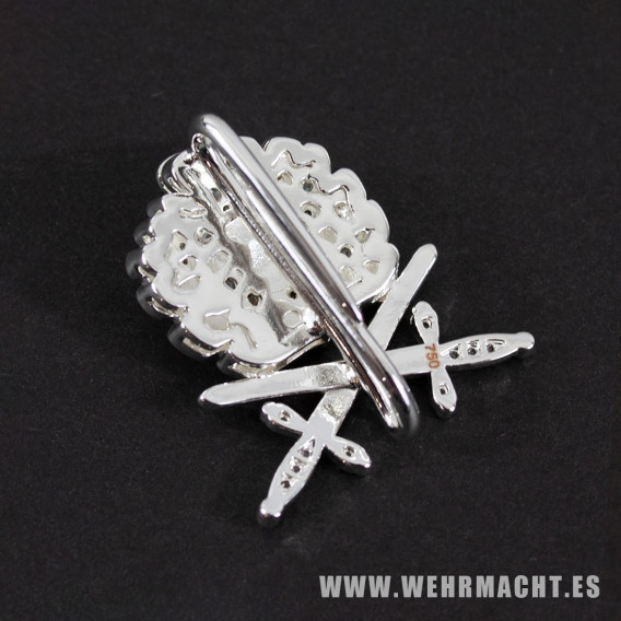 Oak Leaves, Swords and Diamonds
