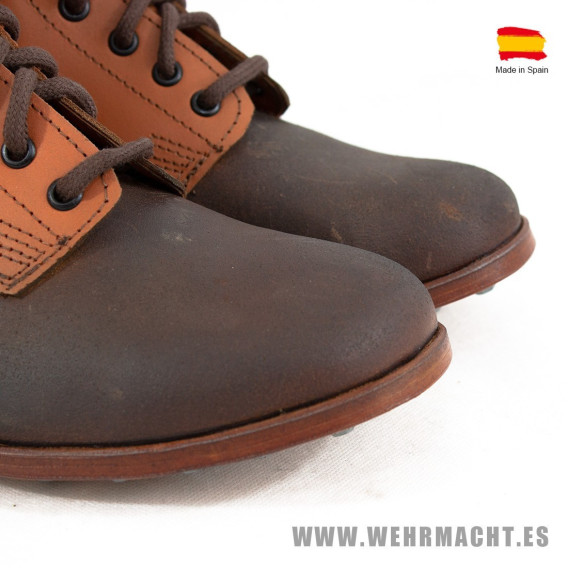 German Low boots with Hobnails, Brown