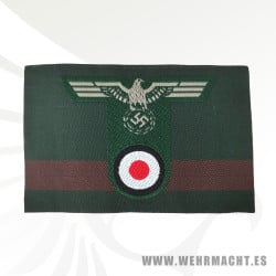 Águila de gorra de tropas de montaña