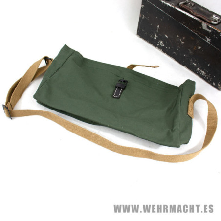 Carrying bag for ammo boxes