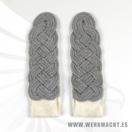 Wehrmacht Senior Officers shoulder boards