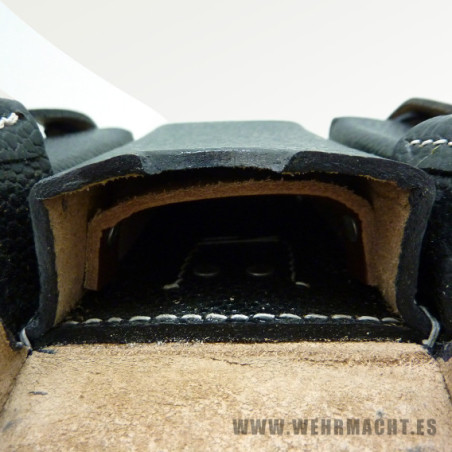Kar 98 Ammo Pouches