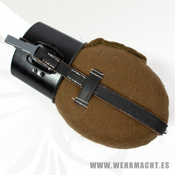 M31 German Canteen (HRE38)