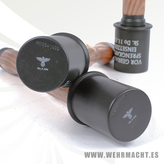 Granada Alemana de Palo M24 Metálica – Stielhandgranate 24 WWII