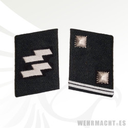 SS-Hauptscharfuhrer collar tabs