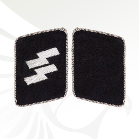 SS Officer's Rune collar patches