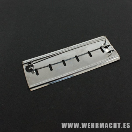 Metal base for 2 medals