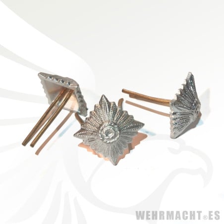 Estrellas plateadas para parches de cuello