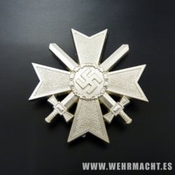 Cruz de merito de guerra 1ª clase con espadas