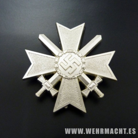 Cruz de merito de guerra 1ª clase con espadas