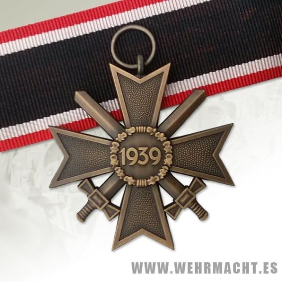 Cruz de merito de guerra 2ª clase con espadas
