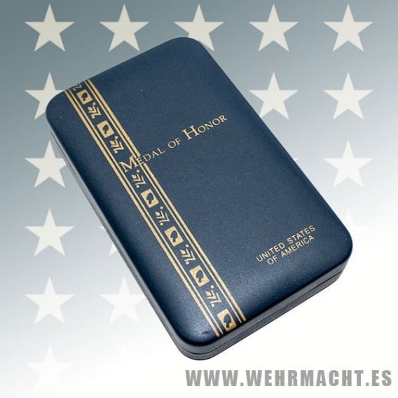 Army Medal Of Honor + Service ribbon + Box