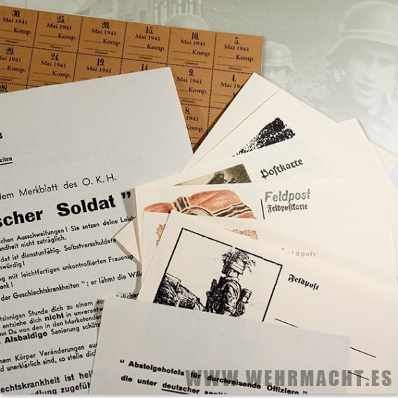 Documents and maps for the german soldier in Paris