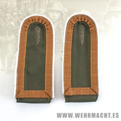 DAK Shoulder Boards for 'Unterfeldwebel'