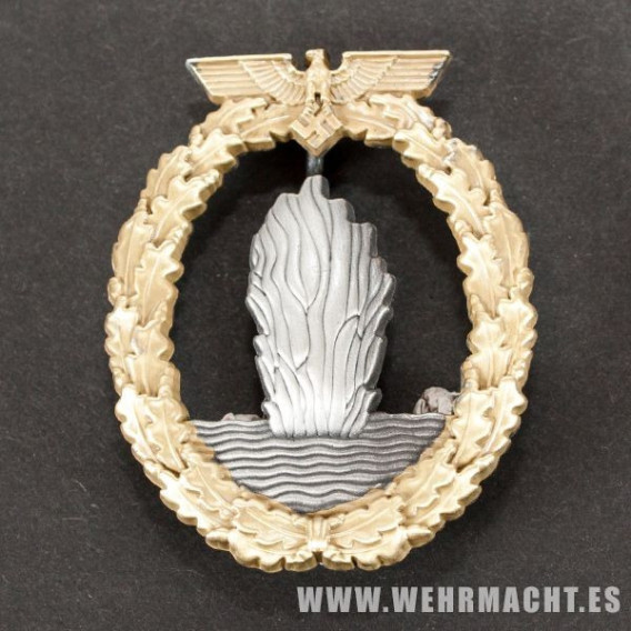 Kriegsmarine Mineswseeper badge