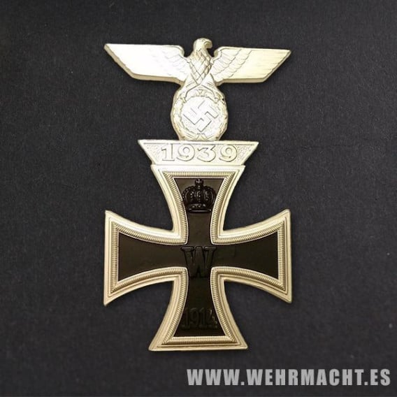 Iron Cross 1st Class of 1914 with Spange | WWII Iron Cross and War