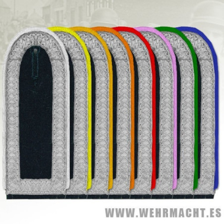 Panzer Unterfeldwebel Shoulder Boards